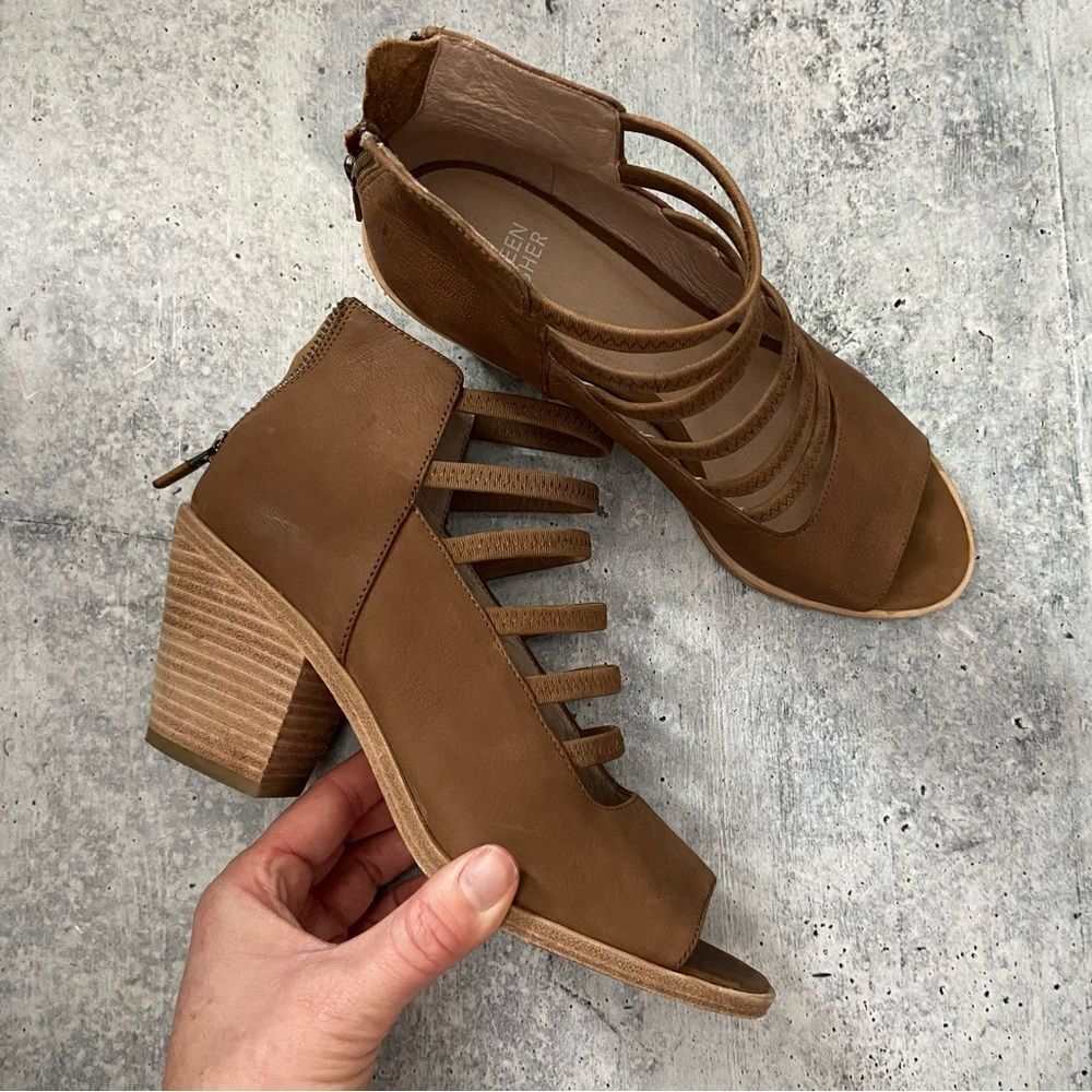 EILEEN FISHER James Open Toed Nubuck Sandal 7.5
